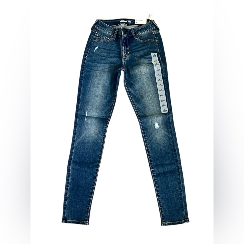 NWT Old Navy Women’s Mid-Rise Rockstar Super-Skinny Jeans Size 2 Medium Wash